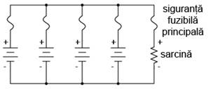 conectarea bateriilor in paralel; protectia la supracurent